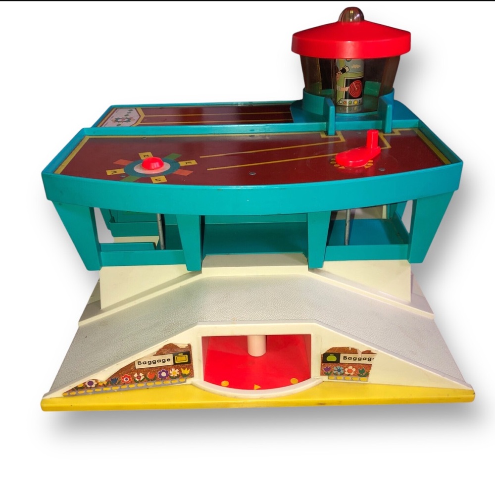 Vintage 1972 Fisher Price Little People Play Family Airport #996 Made In USA